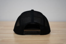 Load image into Gallery viewer, Audiotistics black Trucker Hat